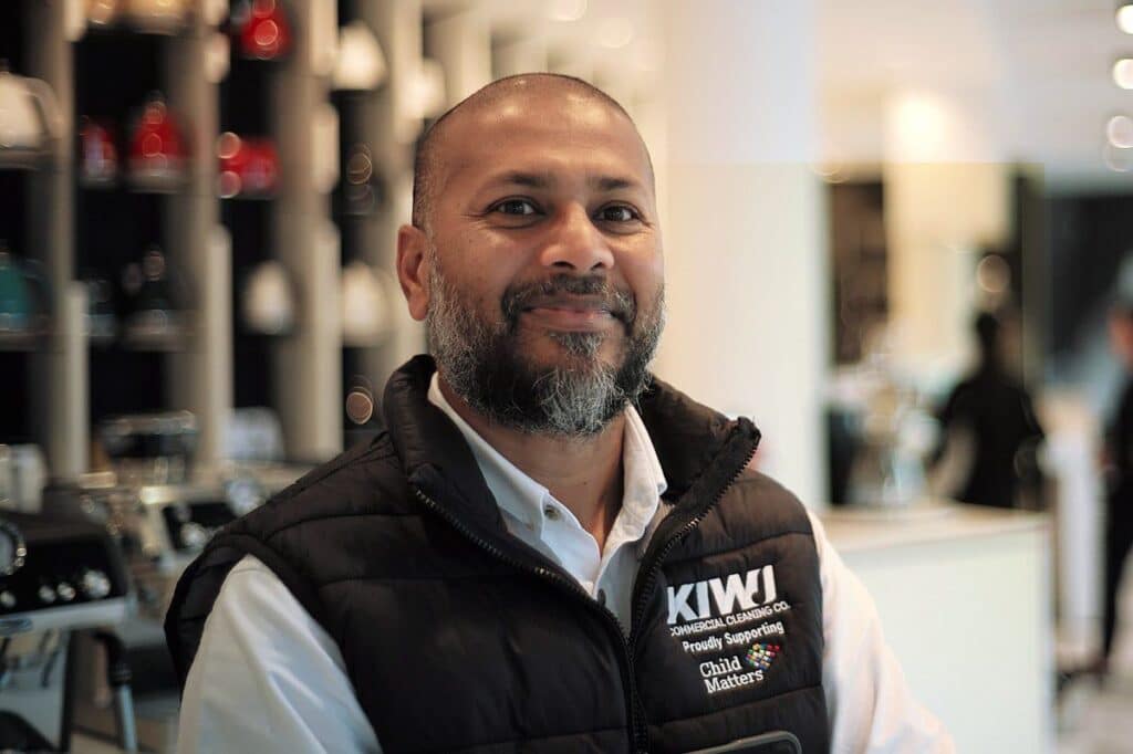 Kiwi Commercial Cleaning Franchisee with blurred background